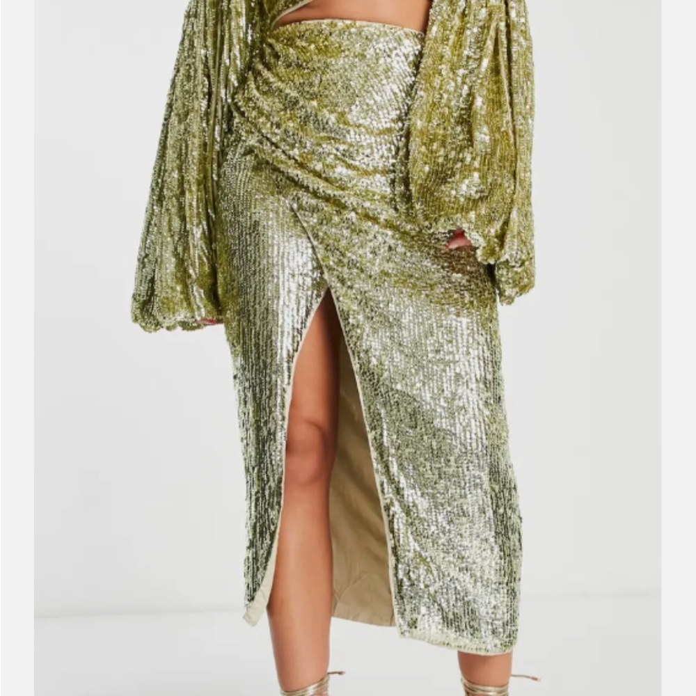 NWT ASOS Sequin Skirt size 4